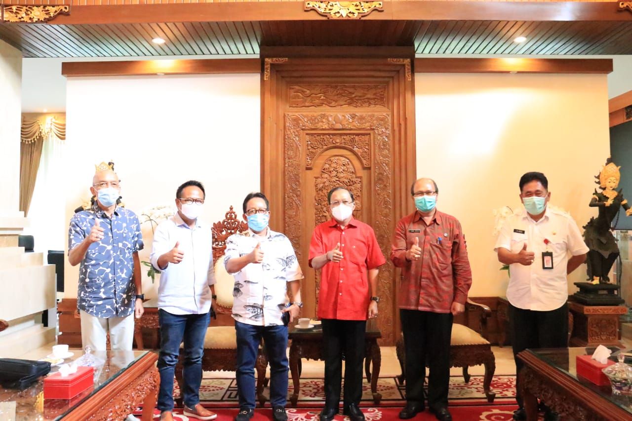 podiumnews.com-Ketua Komisi VII DPR Apresiasi Penerapan Energi Bersih Gubernur Koster di Bali